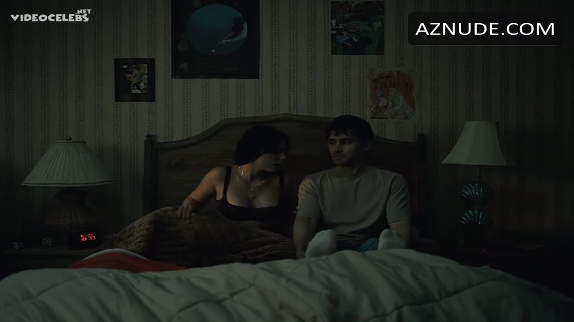 Inde Navarrette Butt, Breasts Scene in Obsession — Obsession