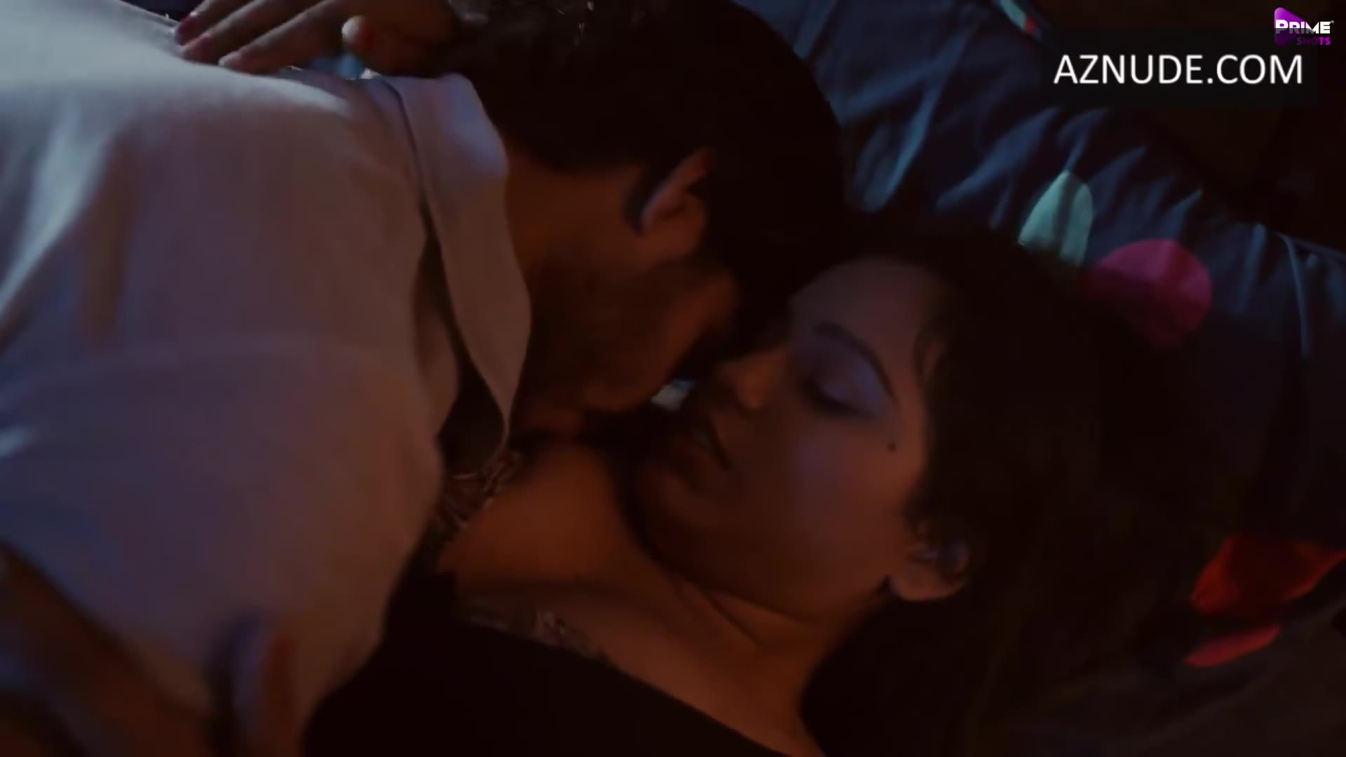 Neha Gupta Butt, Breasts Scene in Viagra 1 — Viagra
