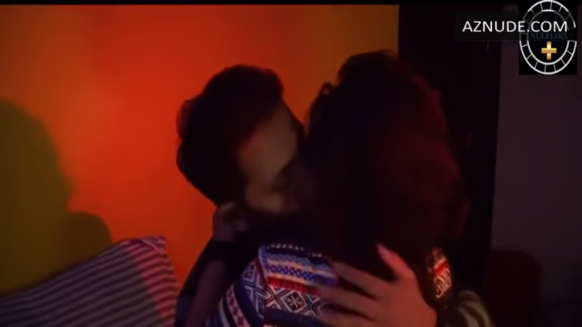 Rani Pari Breasts Scene in Hawas Ki Raat 13 — Hawas Ki Raat