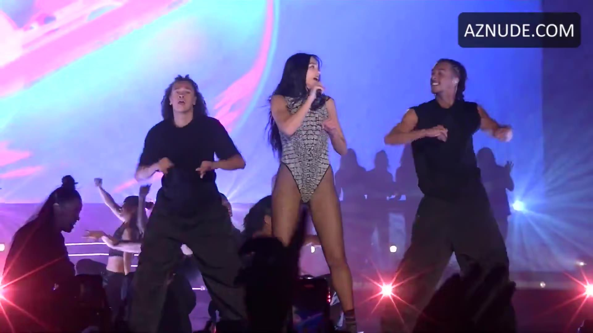 Dua Lipa Butt, Bikini Scene in Dua Lipa Sexy In Live 2022 6 — Dua Lipa Sexy In Live 2022