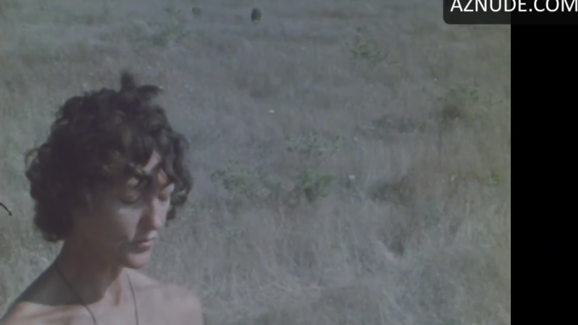 Margret Gloddek Breasts Scene in Wings Flapping — Wings Flapping