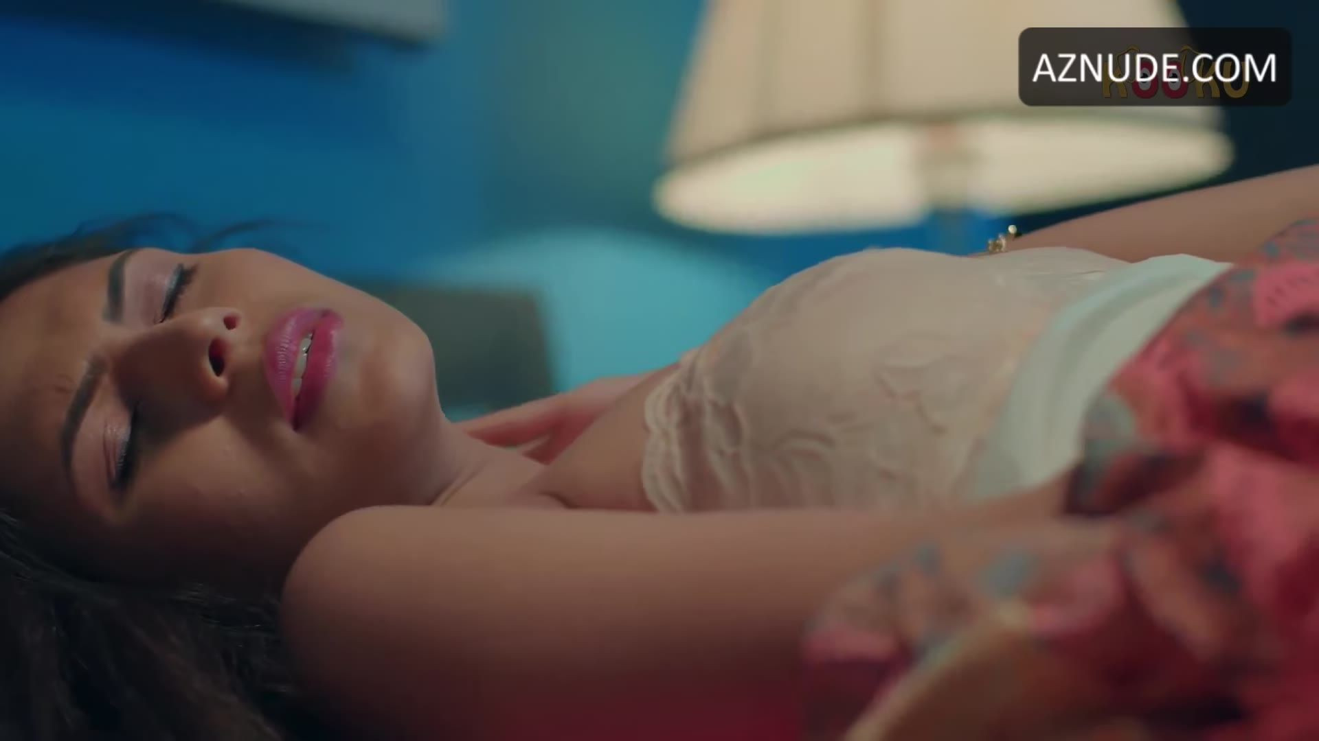 Aarohi Barde Breasts Scene in Mere Angane Main 1 — Mere Angane Main