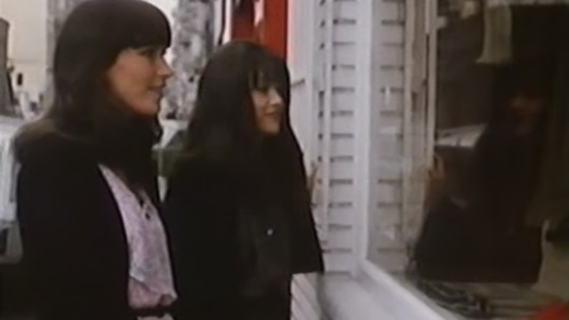 Jeux interdits pour collégiennes en chaleur (1979) - Scene 3. Cathy Stewart, Alban Ceray (