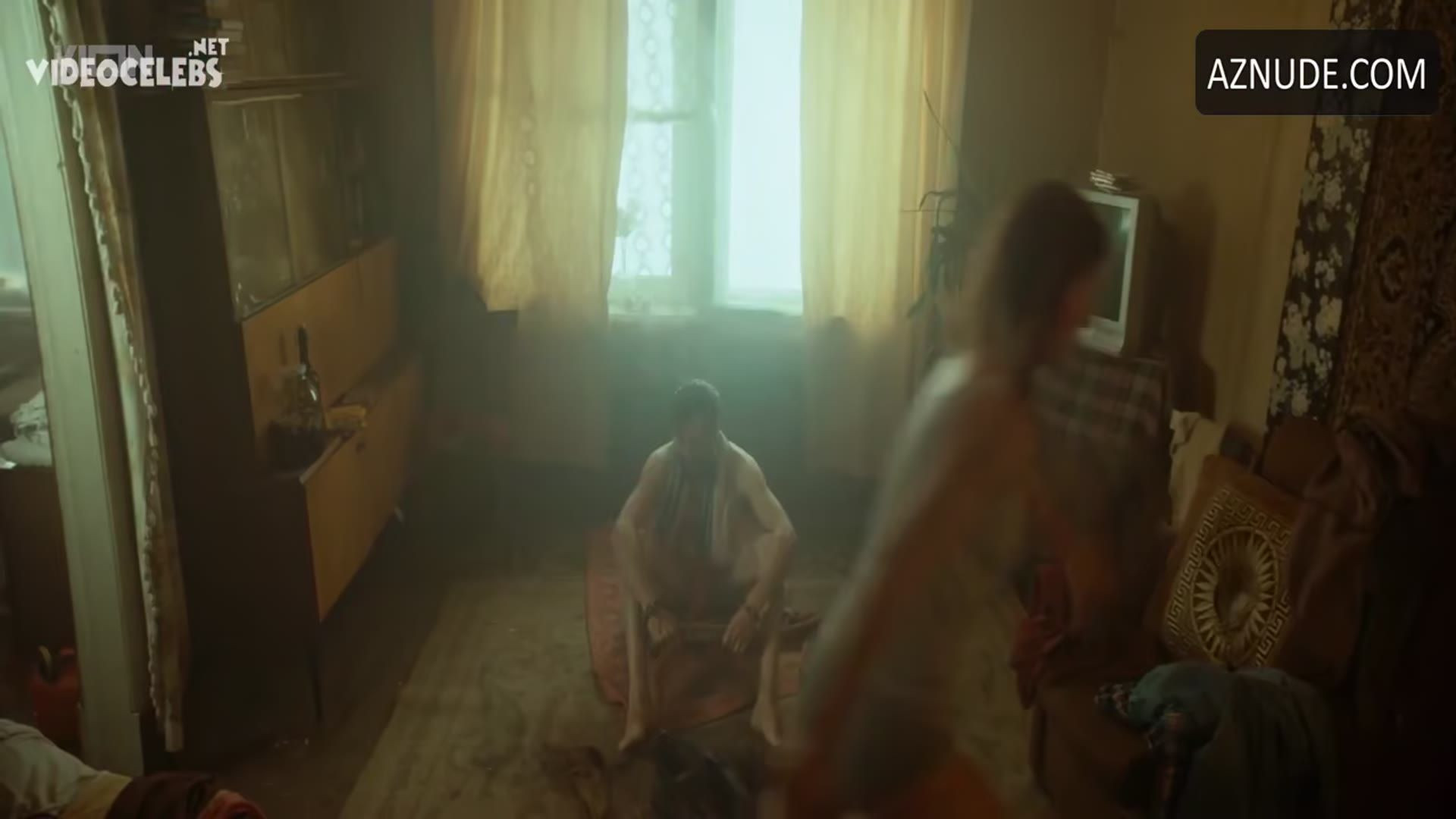 Ekaterina Fedulova Butt, Breasts Scene in Ona Takaya Klassnaya — Ona Takaya Klassnaya