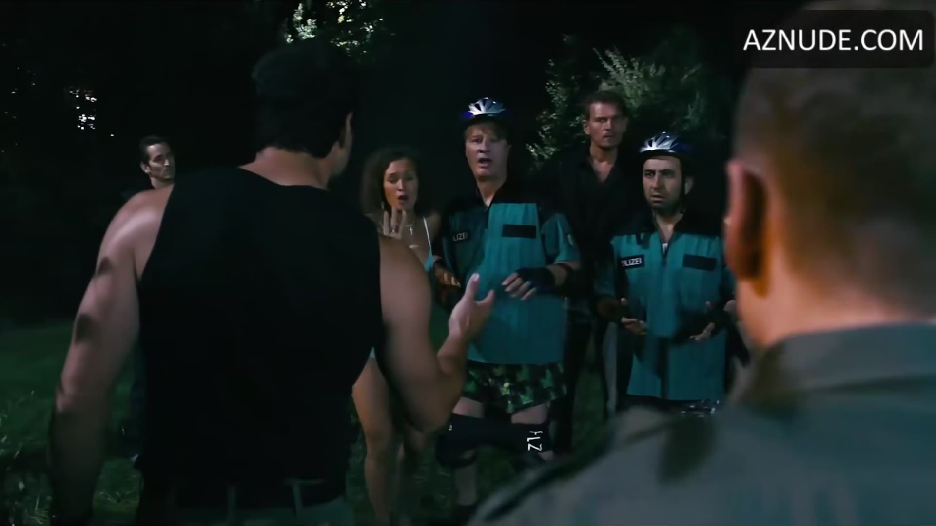 Kordula Kohlschmitt Butt, Breasts Scene in Die Superbullen Sie Kennen Keine Gnade — Die Su
