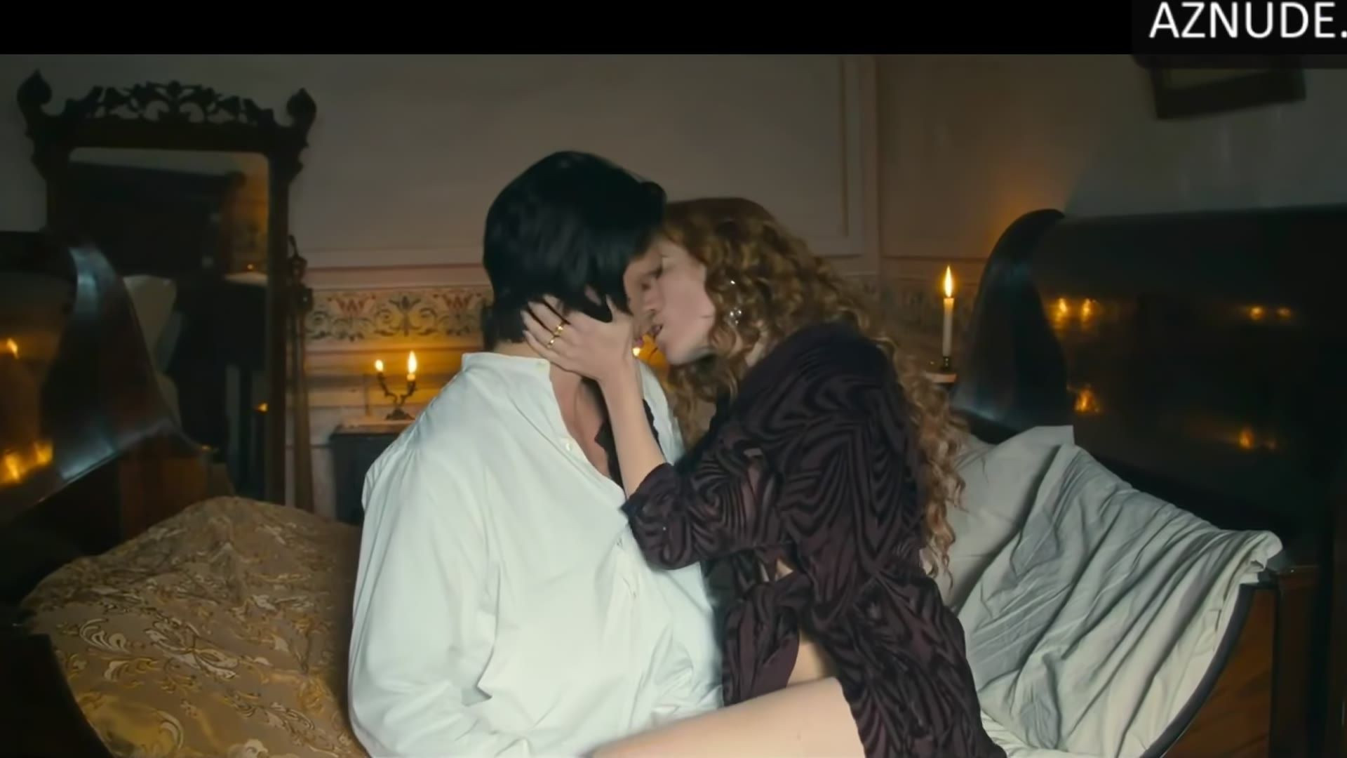 Joana Barradas Breasts, Bush Scene in Cherchez La Femme 2 — Cherchez La Femme